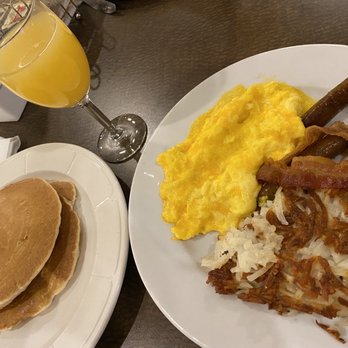 Marilyn's Cafe - Basic Breakfast - Diners Near Me - Las Vegas, Nevada Marilyn's Cafe - Basic Breakfast - Diners Near Me - Las Vegas, Nevada