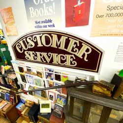 Abednego Book Shoppe - Helpful staff