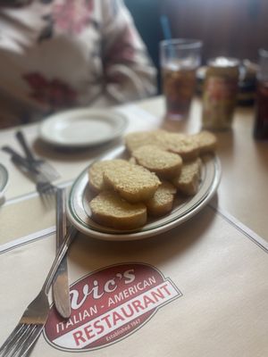 Vic's Italian Restaurant by null