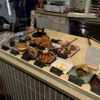 Floriole Cafe & Bakery - Bakeries Near Me - Chicago, Illinois