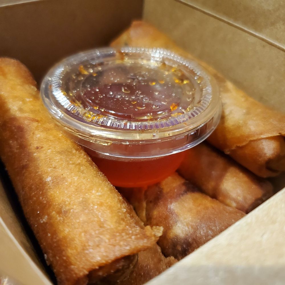 Moon Rabbit - Veggie eggrolls - Bubble Tea Near Me - Los Angeles, California Moon Rabbit - Veggie eggrolls - Bubble Tea Near Me - Los Angeles, California