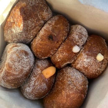 Leonard's Bakery - Had to try one in every flavor. - Bakeries Near Me - Honolulu, Hawaii Leonard's Bakery - Had to try one in every flavor. - Bakeries Near Me - Honolulu, Hawaii