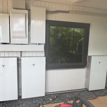 Solar-HI Jackson Electric - 4x Tesla Powerwall3 - Solar Installation Near Me - Kihei, Hawaii Solar-HI Jackson Electric - 4x Tesla Powerwall3 - Solar Installation Near Me - Kihei, Hawaii