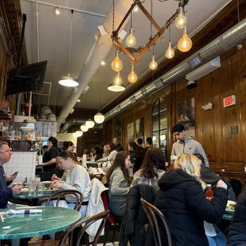 Cafe Bonjour - Inside - Breakfast & Brunch Near Me - Boston, Massachusetts