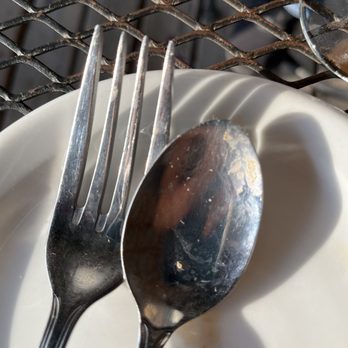 Avalon Cafe - Dirty silverware. - New American Near Me - Weston, Missouri