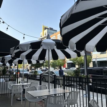 Agave & Rye - Indianapolis - Great outdoor patio seating! - New American Near Me - Indianapolis, Indiana