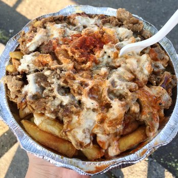 Mahmoud's Corner - Mix platter with french fries - Halal Near Me - Astoria, New York Mahmoud's Corner - Mix platter with french fries - Halal Near Me - Astoria, New York