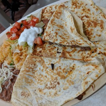 El Tapatío - Quesadilla - Mexican Near Me - Burbank, California El Tapatío - Quesadilla - Mexican Near Me - Burbank, California