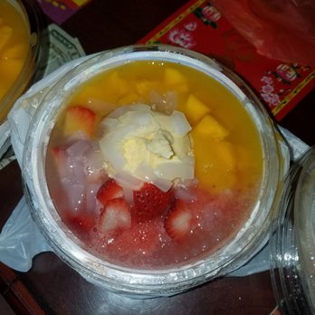 Mango Mango Dessert - Strawberry  Mango Juice Sago & Lychee Jelly with Mango Ice Cream - Desserts Near Me - Brooklyn, New York