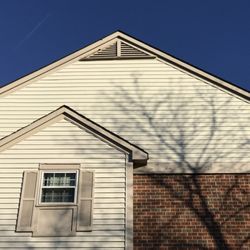 A&R Roof Services - Siding repair in Greenbelt, MD