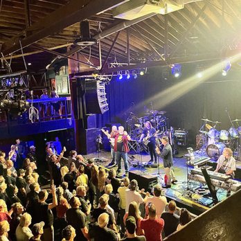AMOS’ SOUTHEND - Updated February 2026 - 70 Photos & 76 Reviews - 1423
