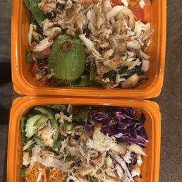 Cold Dried/stale chicken. Ordered warm pulled chicken.