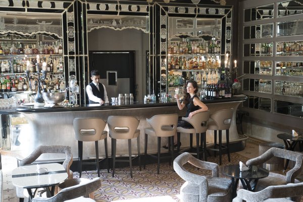 Clemente Bar by null