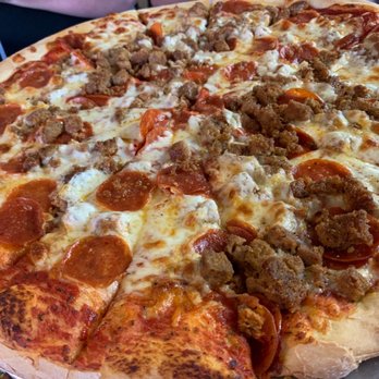 Maggio's Pizza - Pizza Near Me - Big Bear Lake, California Maggio's Pizza - Pizza Near Me - Big Bear Lake, California