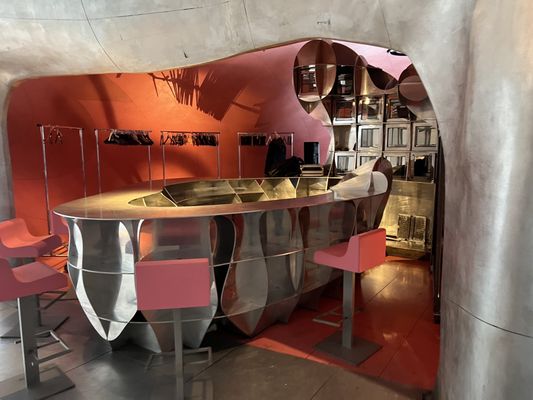 Le Georges by null