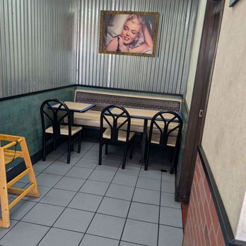 Ernie's Burgers - Burgers Near Me - Alhambra, California Ernie's Burgers - Burgers Near Me - Alhambra, California