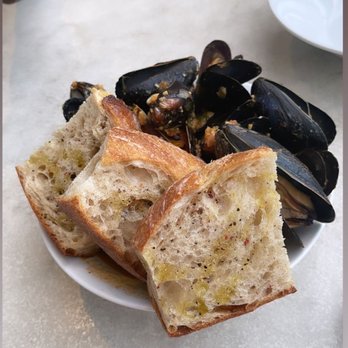 MIDA - SICILIAN MUSSELS - Italian Near Me - Boston, Massachusetts