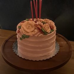 Savour Cafe and Bakery - Off the shelf strawberry cream cake, delish!