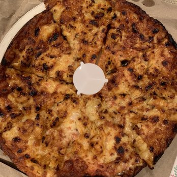 Bosss Bah Pizza - Carolina gold chicken pizza - Pizza Near Me - Braintree, Massachusetts