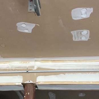 Powergen Electric - 2 outlets along the garage ceiling. - Electricians Near Me - Washingtonville, New York Powergen Electric - 2 outlets along the garage ceiling. - Electricians Near Me - Washingtonville, New York