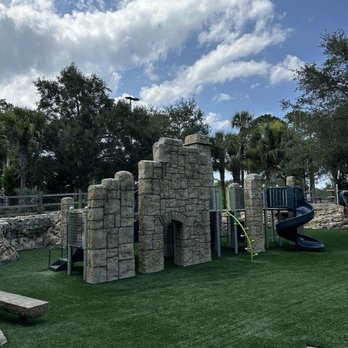 James Holland Park - The castle has a good space and amount of features for bigger kids to play and run around. (With 3 slides ) - Dog Parks Near Me - Palm Coast, Florida James Holland Park - The castle has a good space and amount of features for bigger kids to play and run around. (With 3 slides ) - Dog Parks Near Me - Palm Coast, Florida