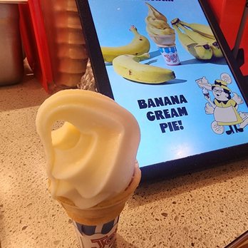 Minnie Bird - My free vanilla cone. - Chicken Shop Near Me - Schaumburg, Illinois