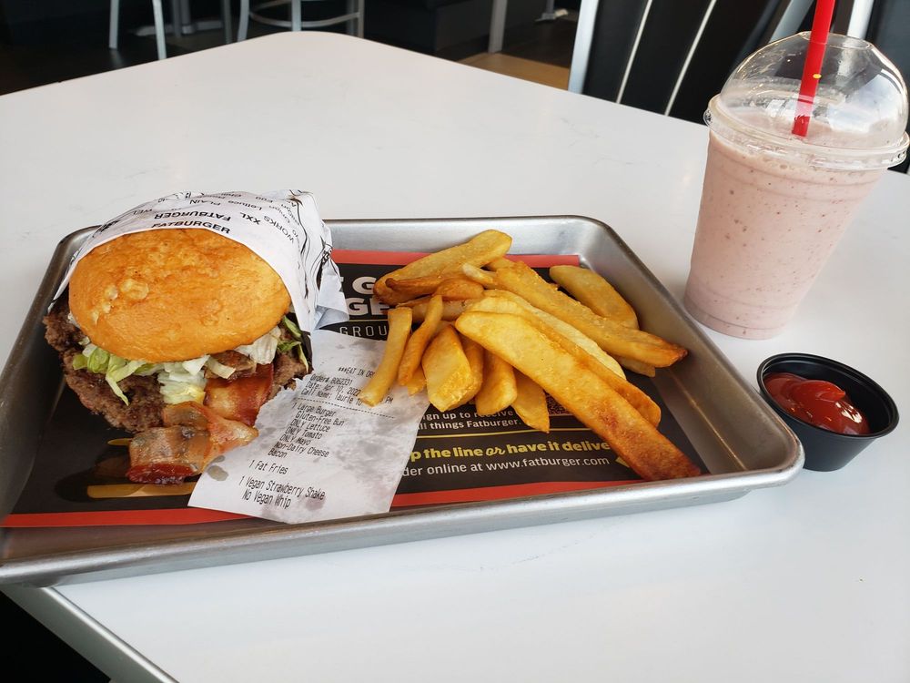 Fatburger & Buffalo's Express, Winchester Roadtrippers