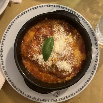 Raviolo D'oro - lasagna with meat sauce - Italian Near Me - Rome, RM Raviolo D'oro - lasagna with meat sauce - Italian Near Me - Rome, RM