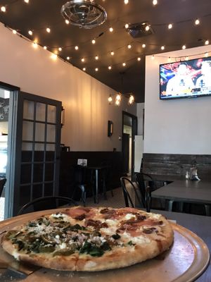 The Pizza Parlor by null