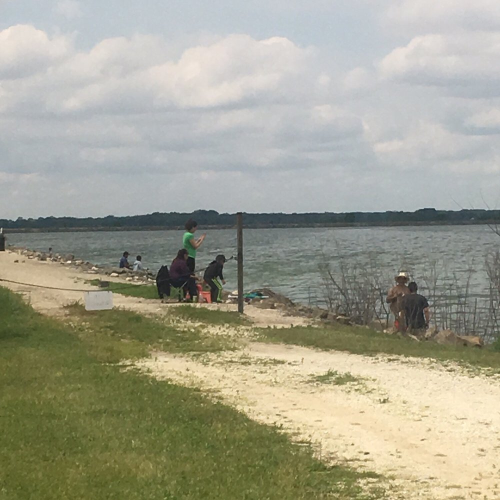 Braidwood Lake - Anglers enjoying the day! - Lakes Near Me - Braceville, Illinois Braidwood Lake - Anglers enjoying the day! - Lakes Near Me - Braceville, Illinois