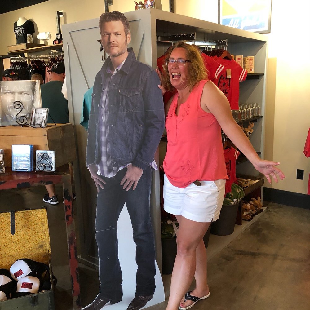 Ole Red - The closest she will ever get. - Bars Near Me - Tishomingo, Oklahoma