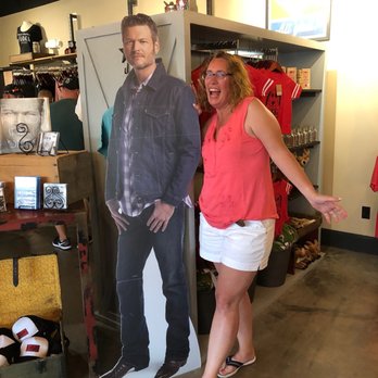 Ole Red - The closest she will ever get. - Bars Near Me - Tishomingo, Oklahoma Ole Red - The closest she will ever get. - Bars Near Me - Tishomingo, Oklahoma