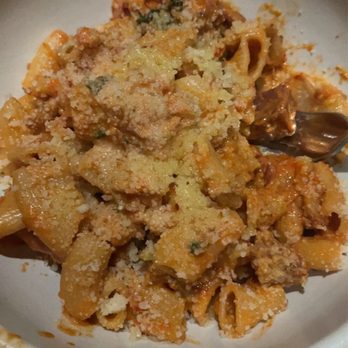North Italia - Spicy Rigatoni Vodka - Italian Near Me - Austin, Texas North Italia - Spicy Rigatoni Vodka - Italian Near Me - Austin, Texas