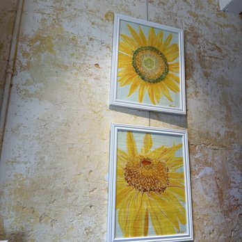 Sunflower Caffe - Inside - Coffee & Tea Near Me - Sonoma, California Sunflower Caffe - Inside - Coffee & Tea Near Me - Sonoma, California
