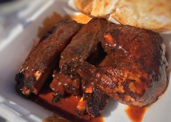 Crazy Ron's BBQ by null