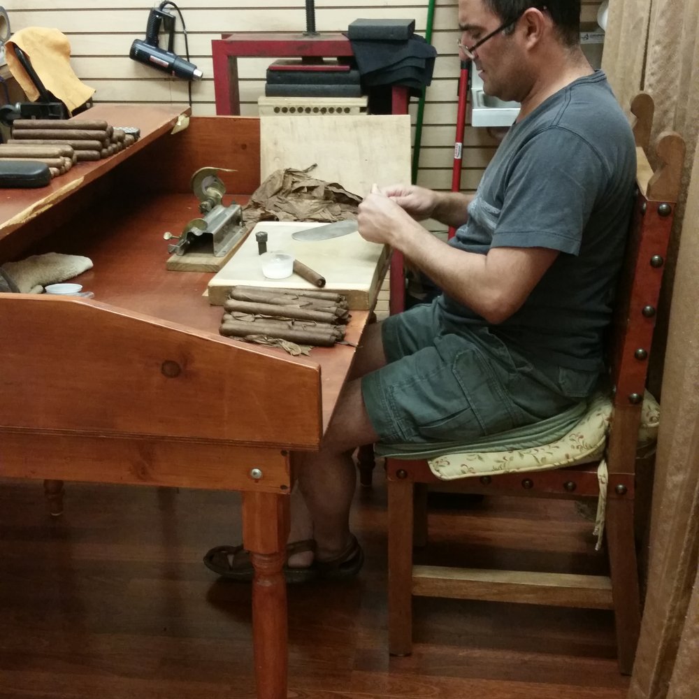Makin' cigars