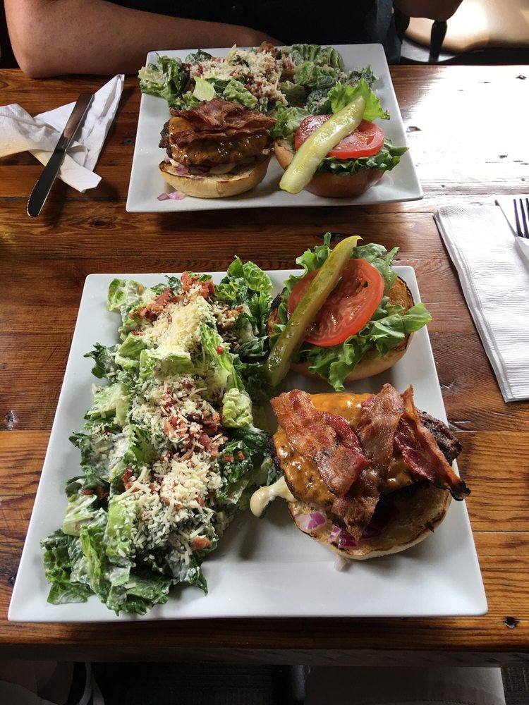 The Thirsty Loon Logo