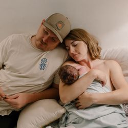 Freedom and the Seed - Nothing like cuddling your fresh babe in your own bed straight after birth.