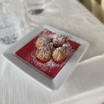 Trattoria Zamboni - Zucchini beignets - Venetian Near Me - Lapio di Arcugnano, Virgin Islands Trattoria Zamboni - Zucchini beignets - Venetian Near Me - Lapio di Arcugnano, Virgin Islands