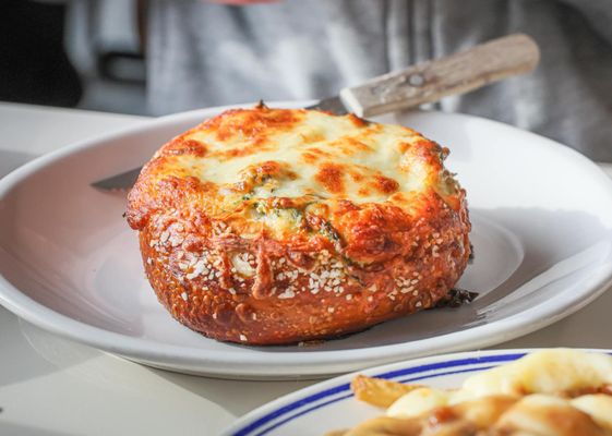 Gracie's Luncheonette by null