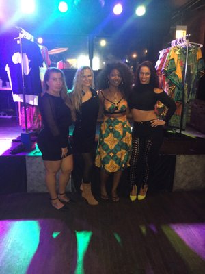 BASSLINE || 2239 - CHICAGO by null