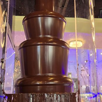 Fusion Buffet - Chocolate fountain - Buffets Near Me - Concord, California Fusion Buffet - Chocolate fountain - Buffets Near Me - Concord, California
