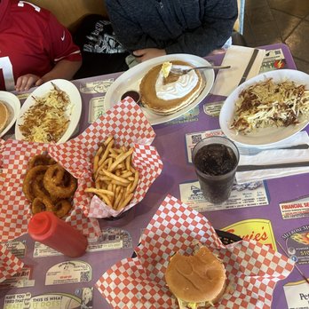Digger's Diner - Concord - Breakfast & Brunch Near Me - Concord, California