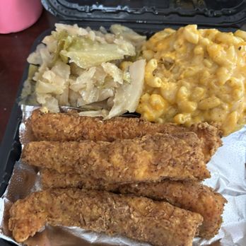 Plattaking - Salmon tenders with cabbage and mac & cheese - Soul Food Near Me - Baltimore, Maryland