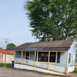 Mel's Barber Shop and Beauty Salon - Still working on updating. Not finished yet.