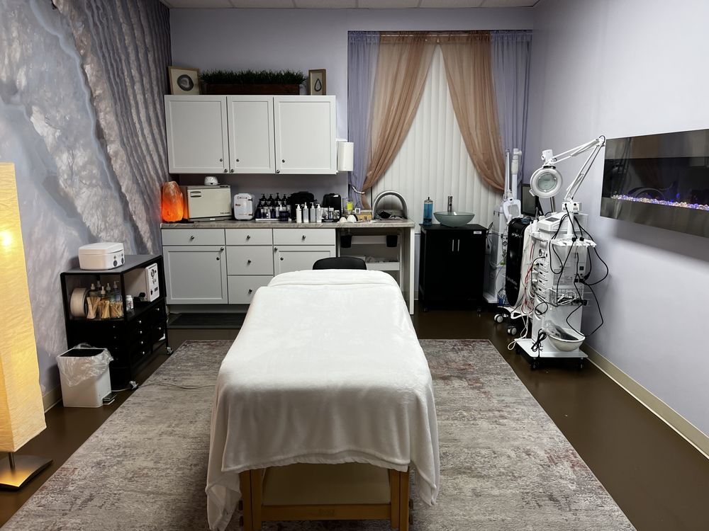 Lava Massage & Skincare