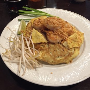 9 Pad Thai - Beautiful presentation! - Thai Near Me - Springfield, Virginia