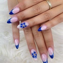 The Best Nails & Spa