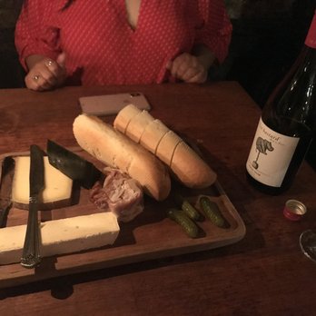Gordon's Wine Bar - Wine cheese and charcuterie with bread yum! - Wine Bars Near Me - London, XGL