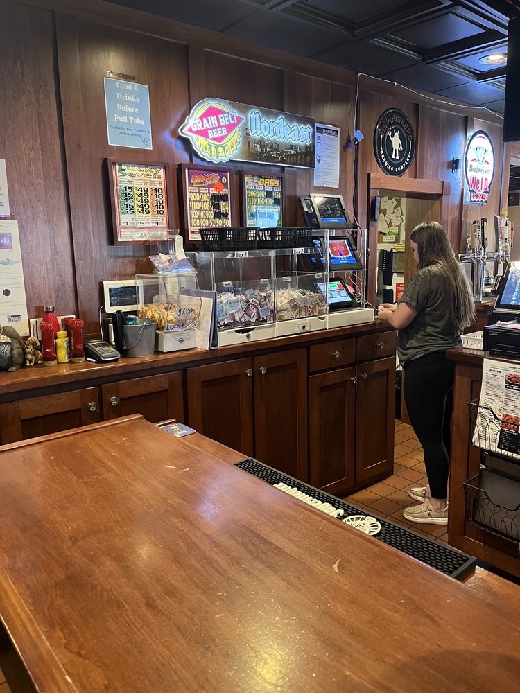 SQUIRREL CAGE BAR AND MOTEL Updated June 2024 18 Reviews 8144 Hwy